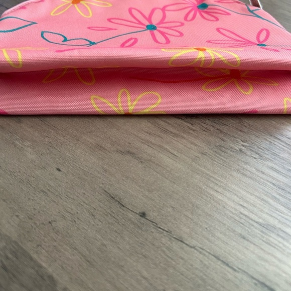 Clinique Drawbertson Makeup Bag-New! - Picture 4 of 4